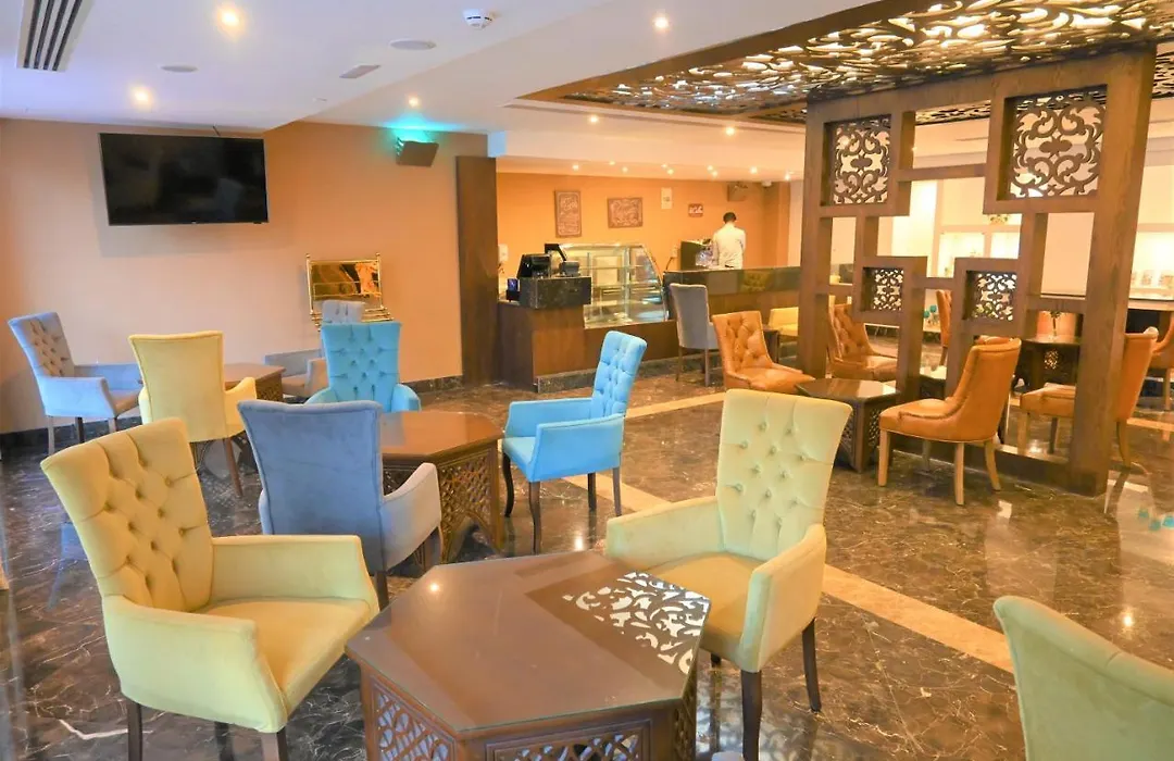 Crystal Plaza Al Majaz Hotel-1