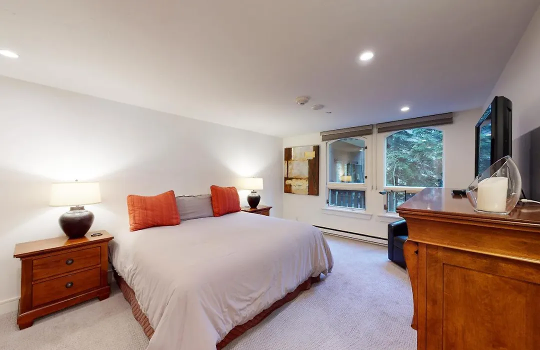 Frontage Townhome-1