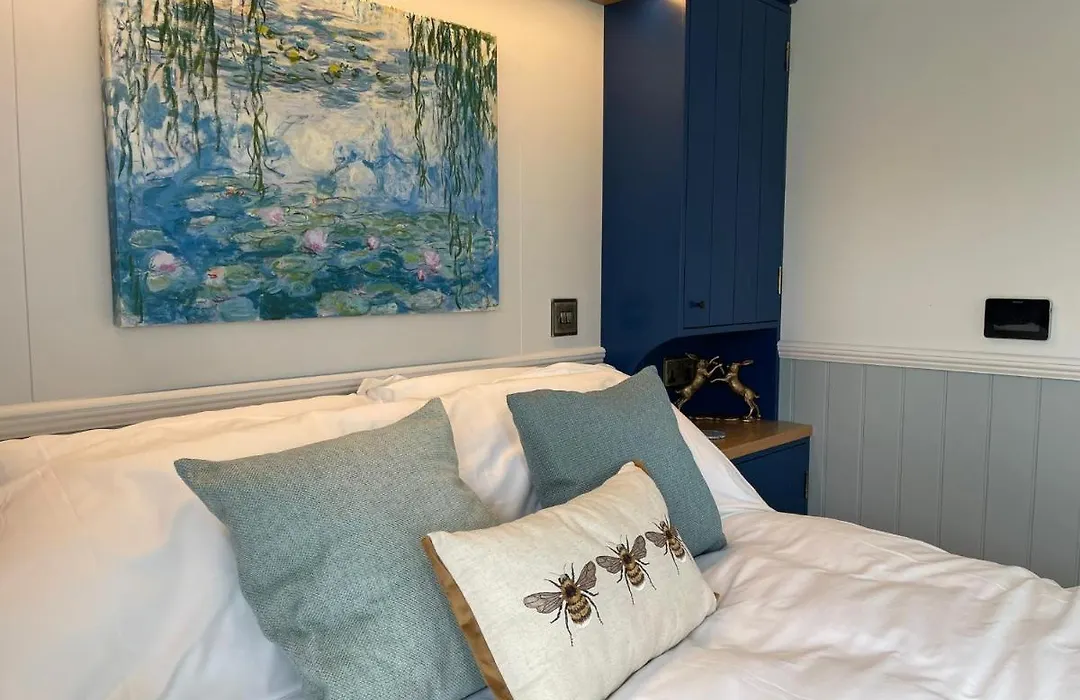 The Bibury - Westwell Downs Shepherd Huts-1