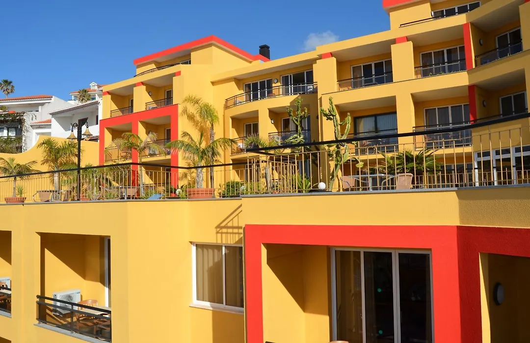 Hotel Cais Da Oliveira-1