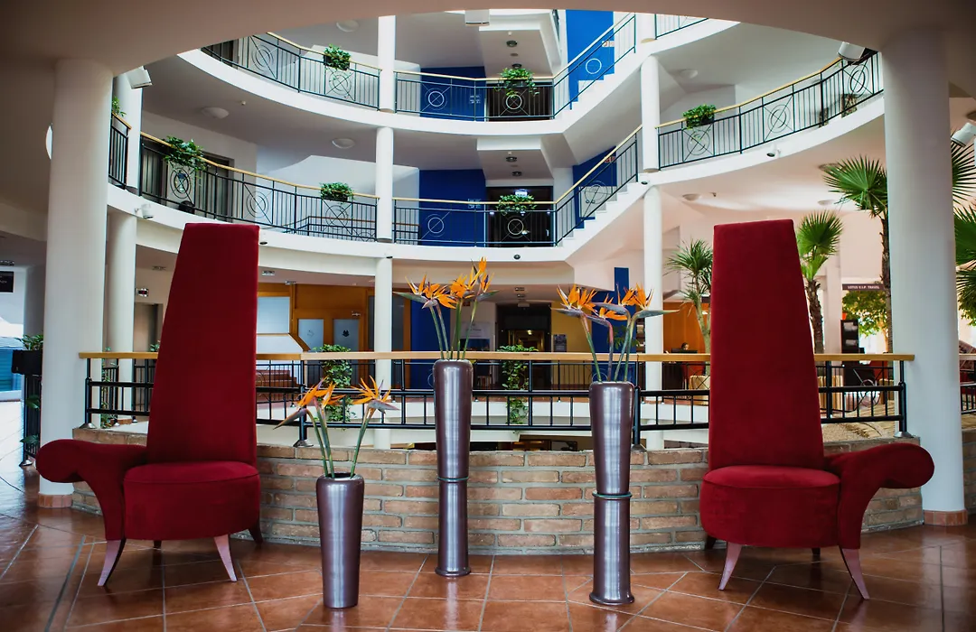 Lotus Therme Hotel & Spa-1
