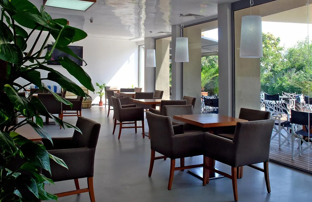 Hotel Excelsior-1