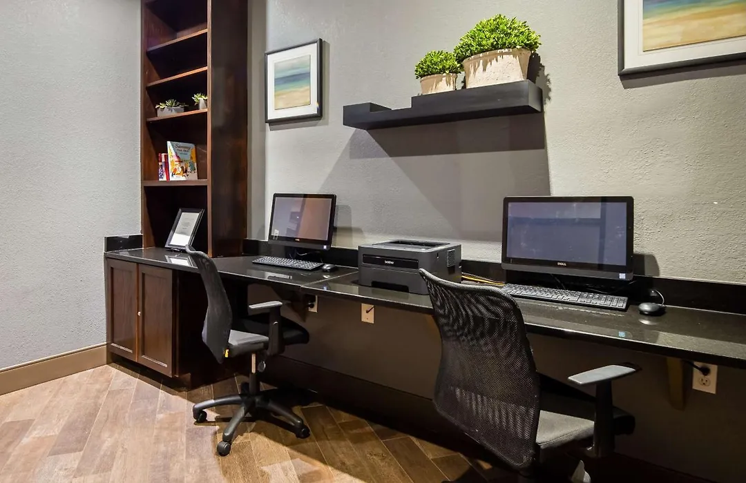Best Western Plus Hill Country Suites-1