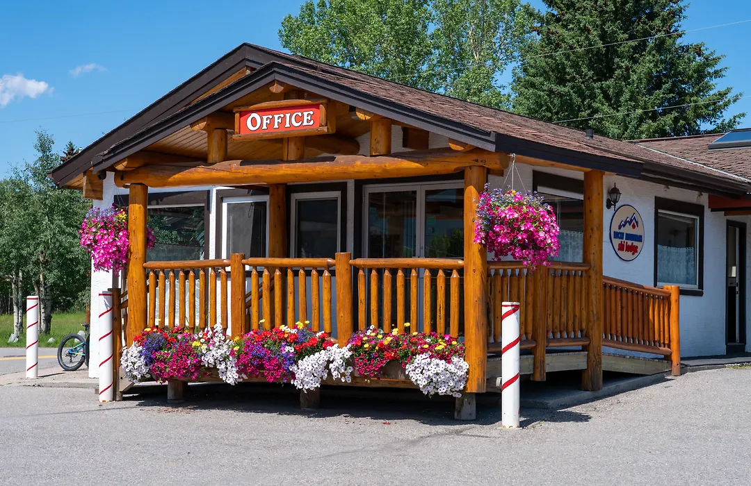 Rocky Mountain Ski Lodge-1