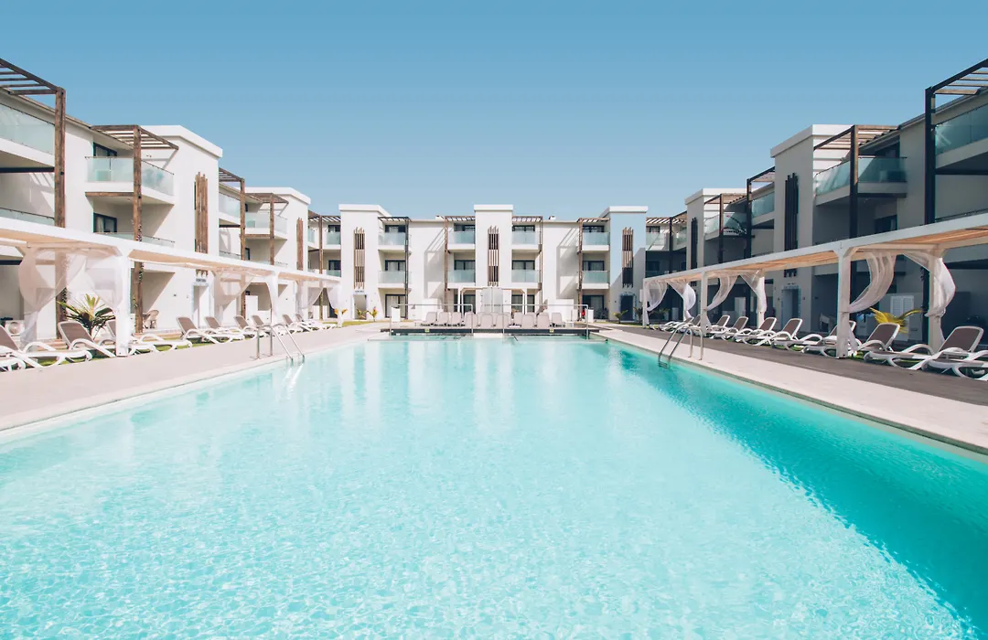 Halos Casa Resort-1