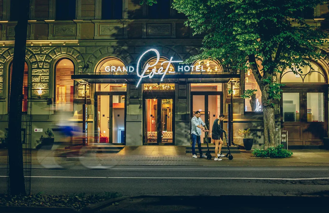 Grand Poet Hotel And Spa By Semarah-1