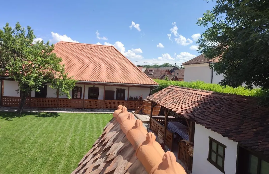 Rauber Baron Cottage-Traditional Comfort House-1