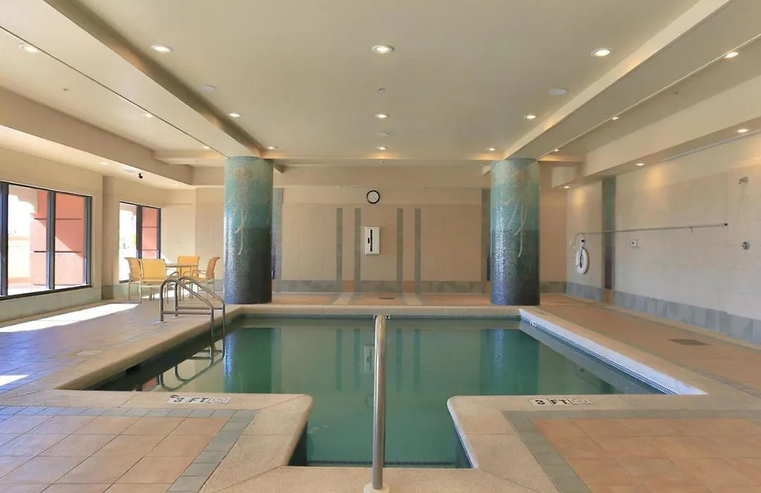 Emerald Grande 324-1