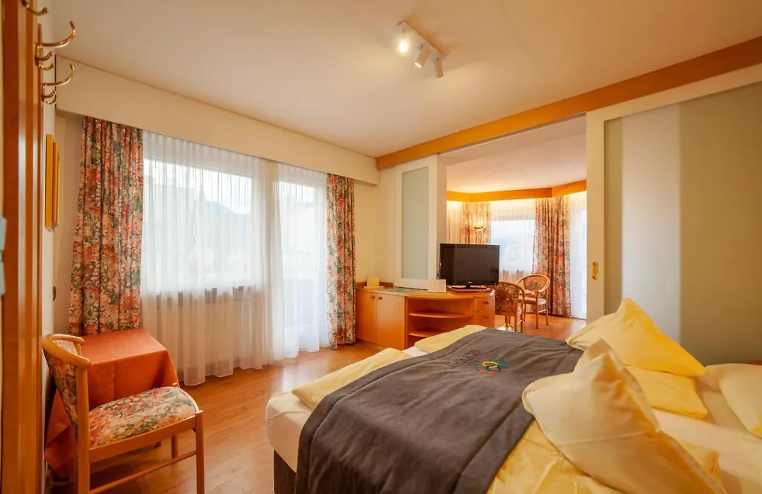 Frühstücks-Hotel Olympia-1