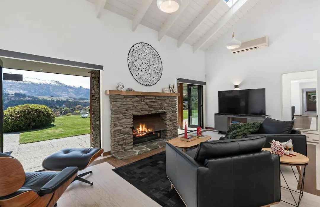 Tucker Beach Haven With Spa-1