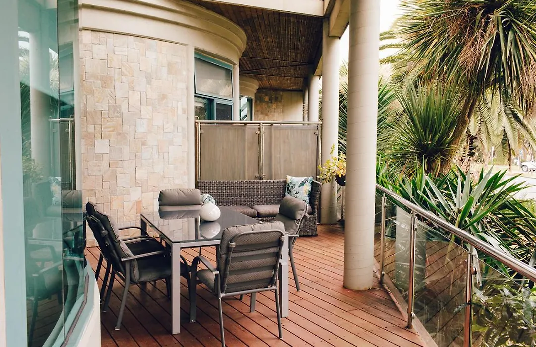 Exclusive Anglesea River Beach Apartment-1