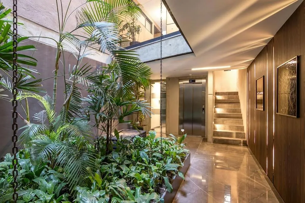 Luxurious Penthouse Oasis-1