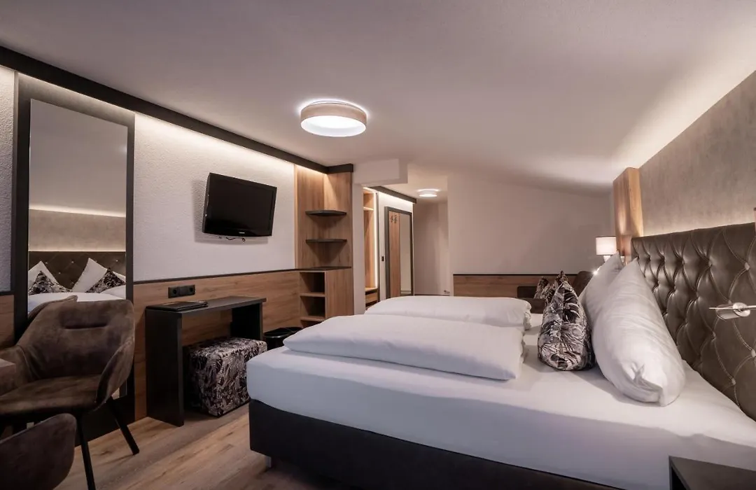 Alphotel Garni Salner-1