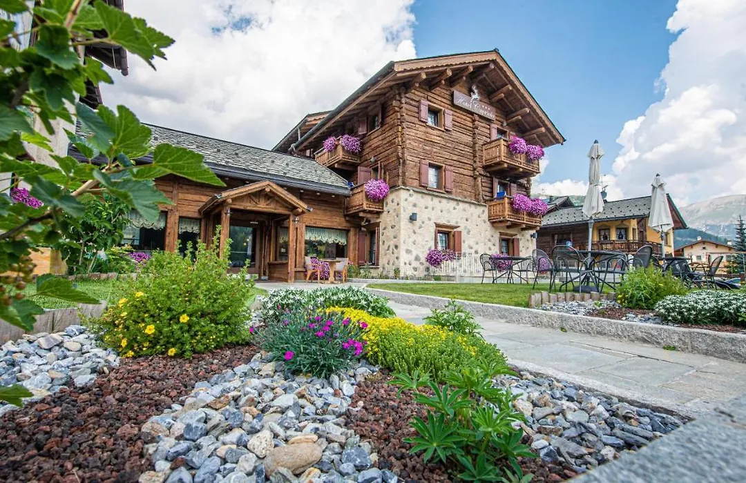Hotel Capriolo-1