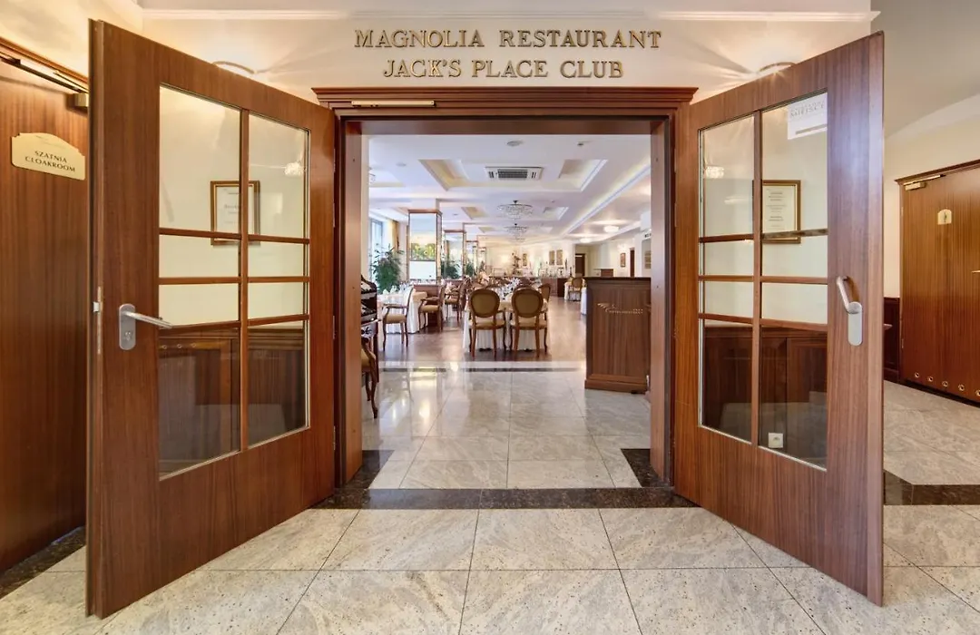 Hotel Prezydent Krynica Zdroj-1