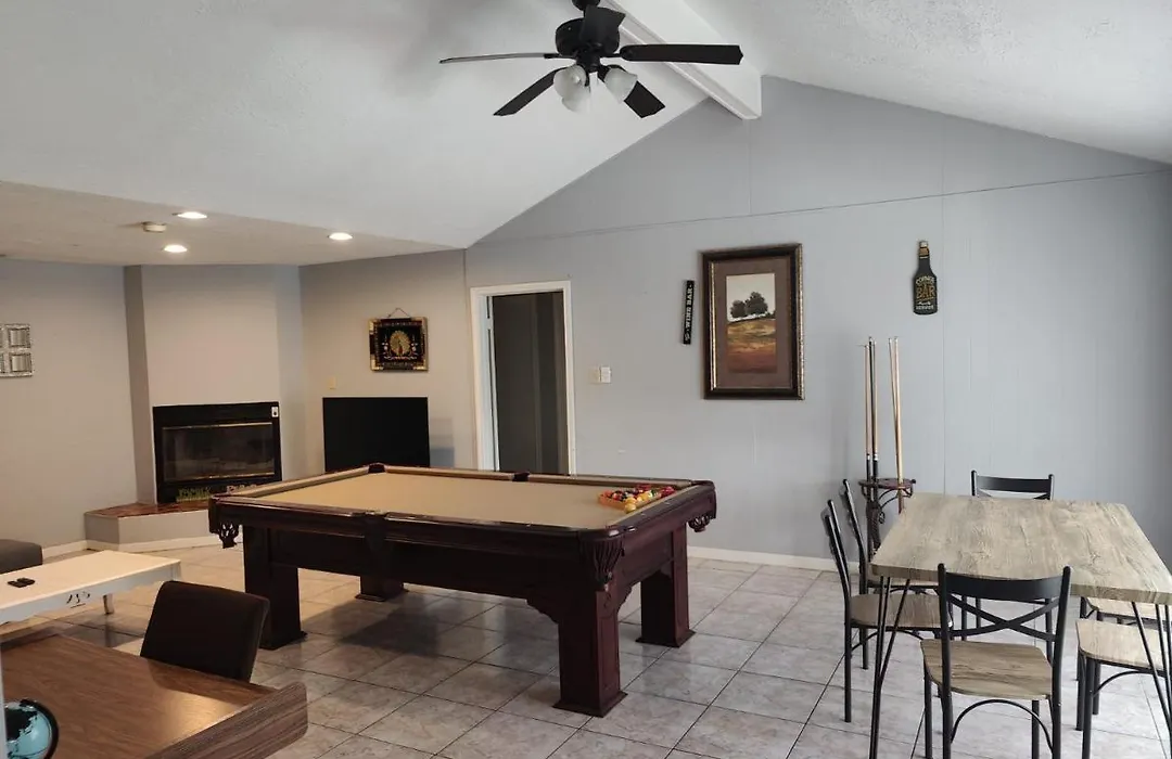 Private Pool, Pool Table, Outdoor Kitchen,Spa-1