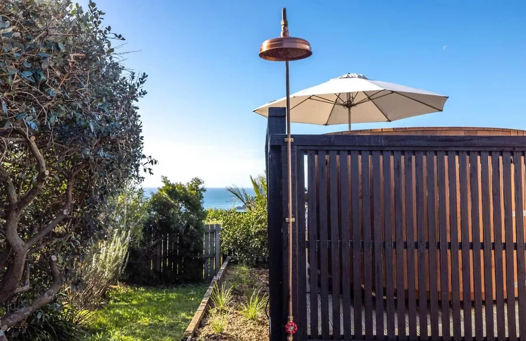 Ocean Breeze Cottage - Coast & Country-1