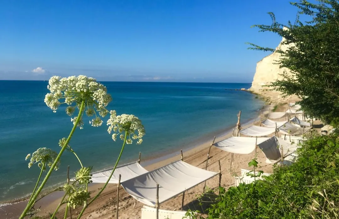 Thracian Cliffs Private Apartment-1