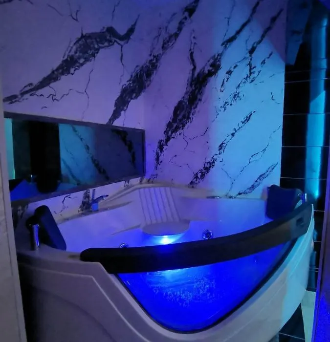 Bahami Apartman Jacuzi-1