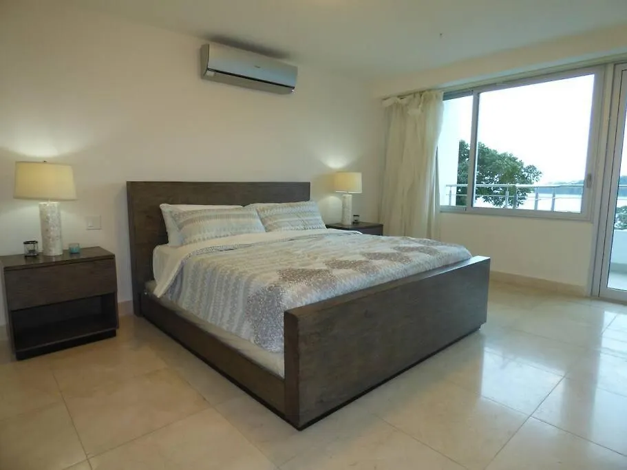 09E Luxury Ocean Views Great Special Rate Panama-1