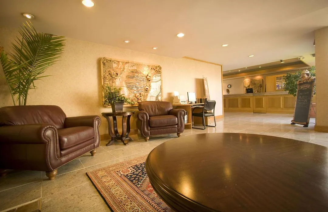 Coast Discovery Inn-1