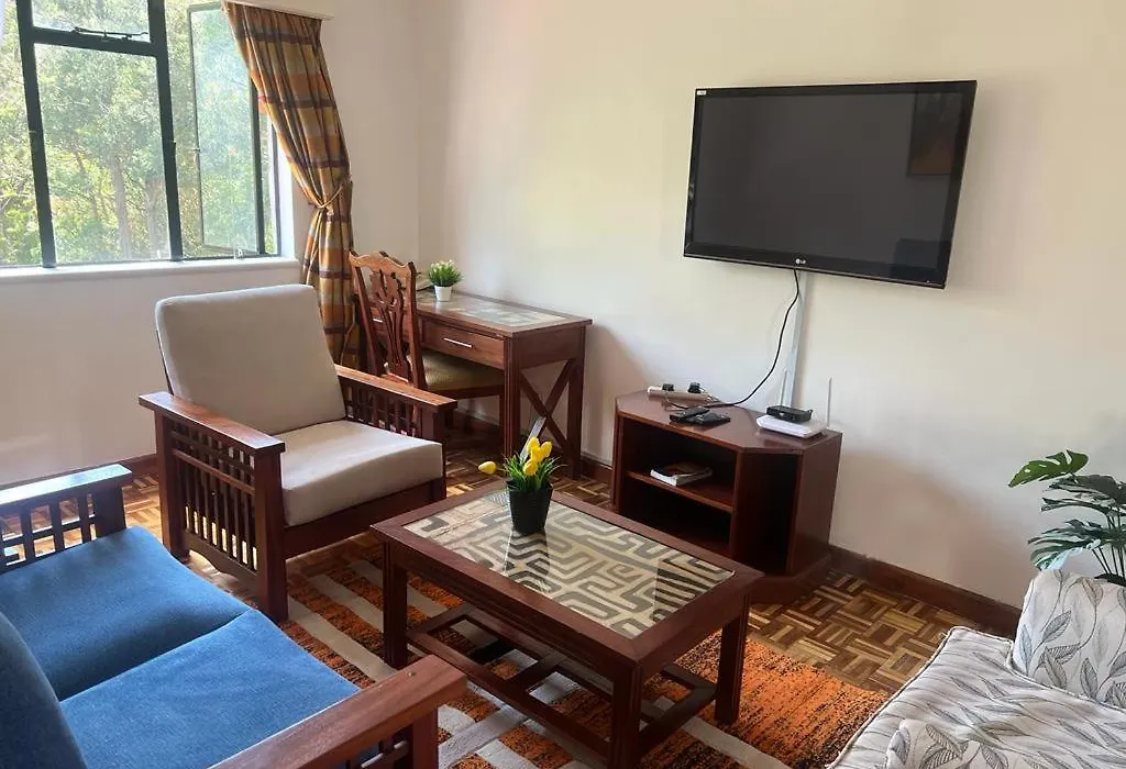 Lux Suites Lantana Apartments-1