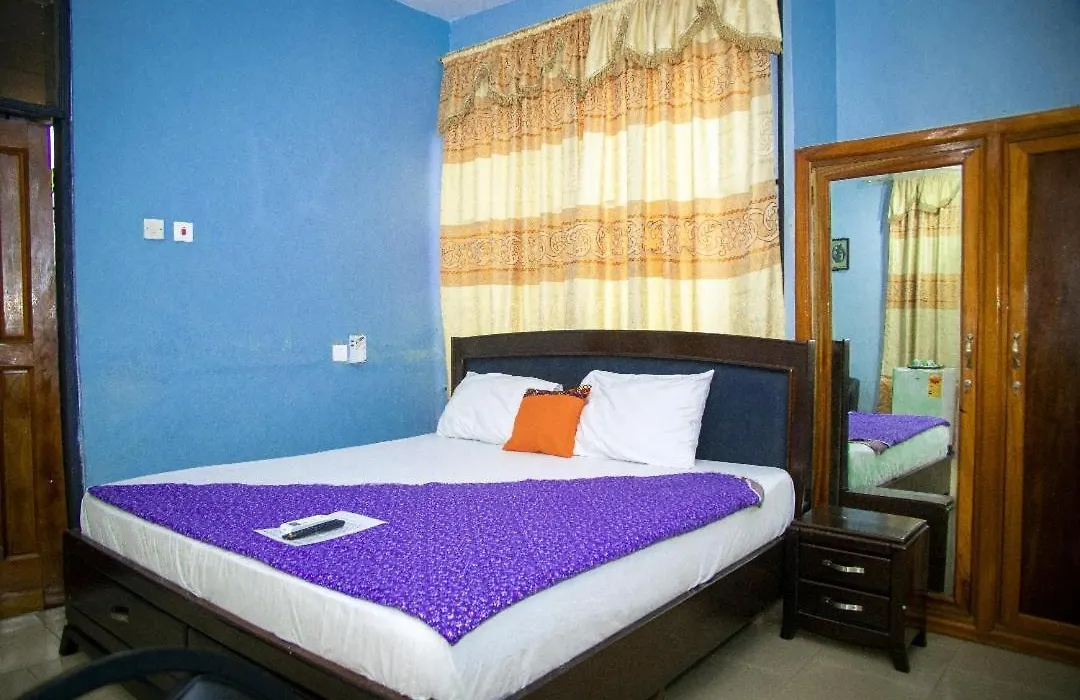 Kiverly Hotel-1