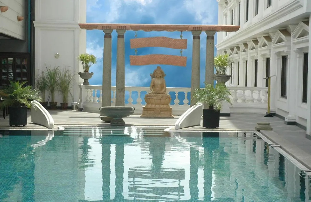 Anandha Inn Convention Centre And Suites-1