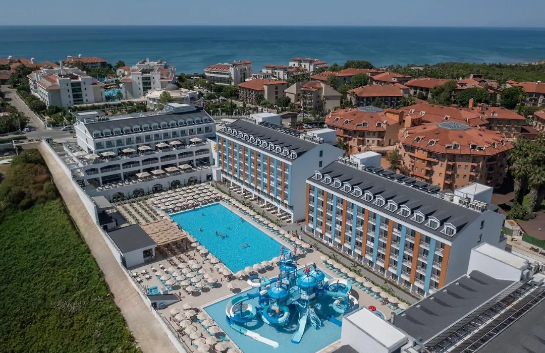 Arcanus Hotels Trendline Side-1