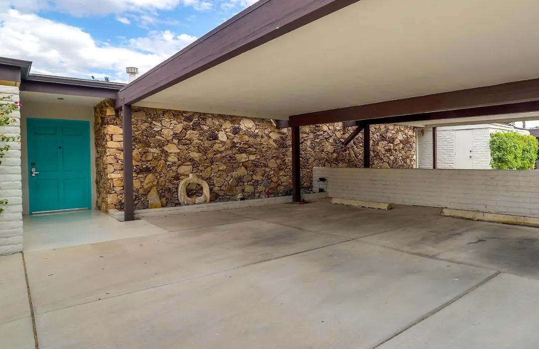 Community Perks Bbq-Ready Palm Springs Condo!-1