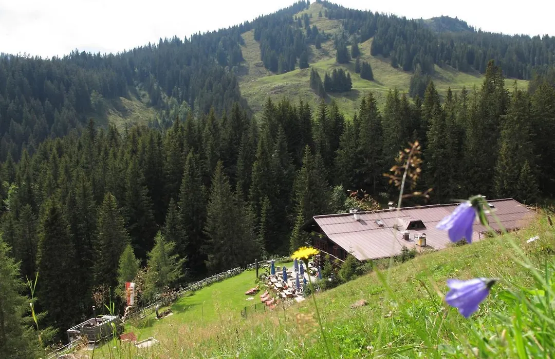 Spielberghaus-1