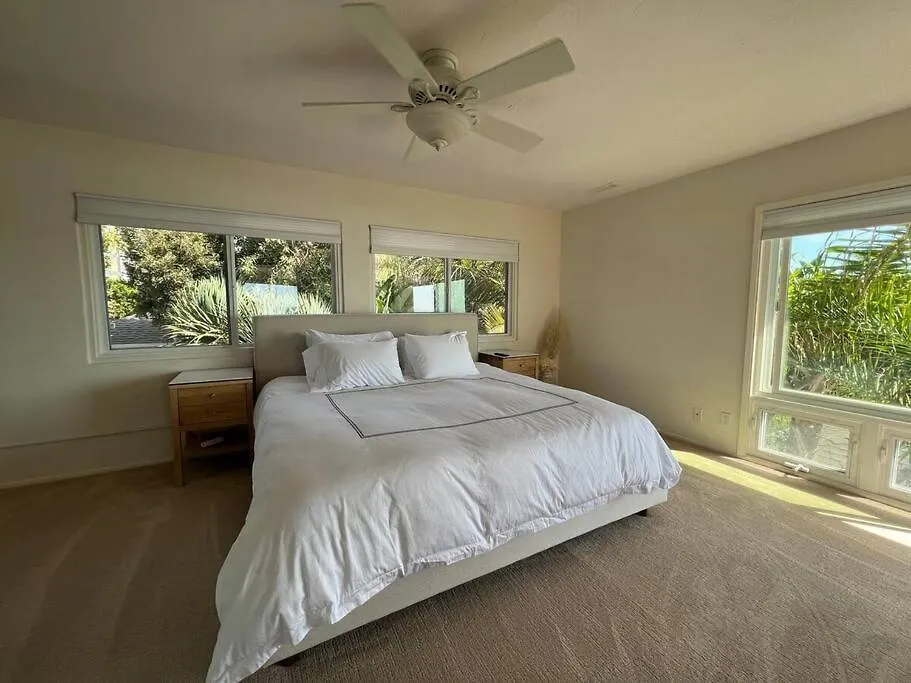Stunning Luxury Oceanfront La Jolla Home!-1