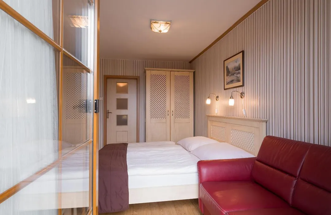 Hotel Maxant-1