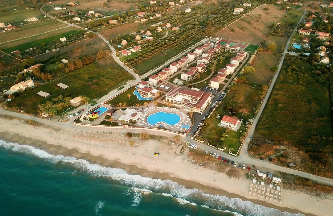 Almyros Beach Resort & Spa-1