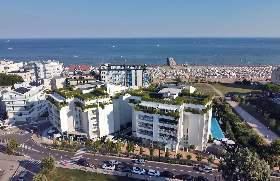 Marina Verde Resort Official-1