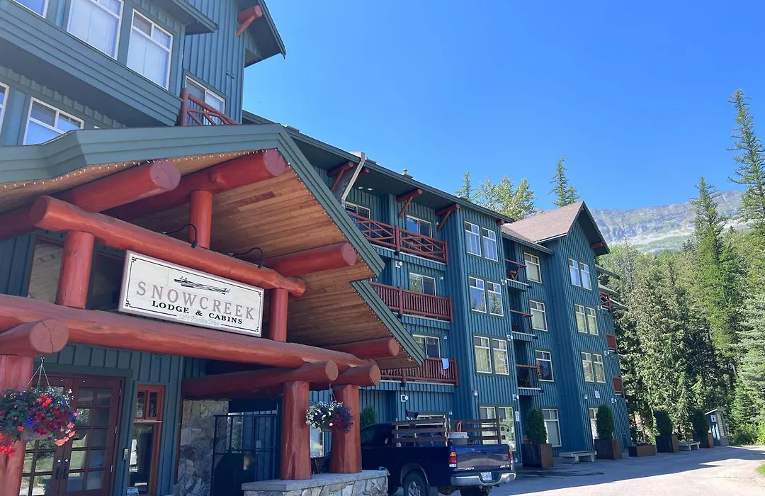 Snow Creek Lodge By Fernie Central Reservations-1
