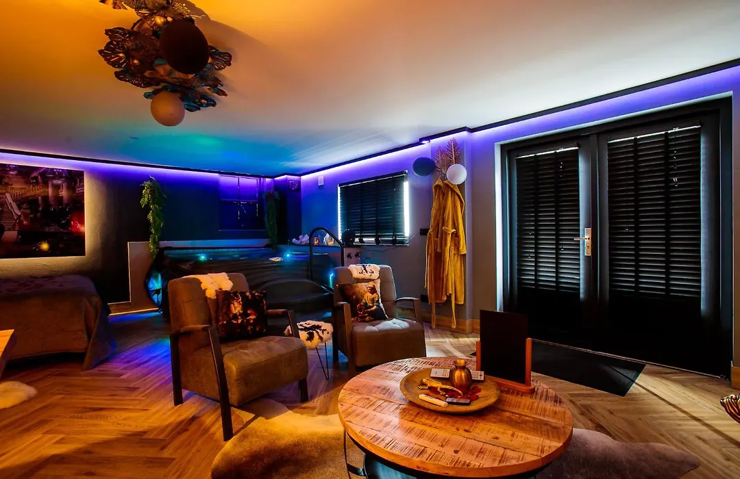 Suite Dreams-1
