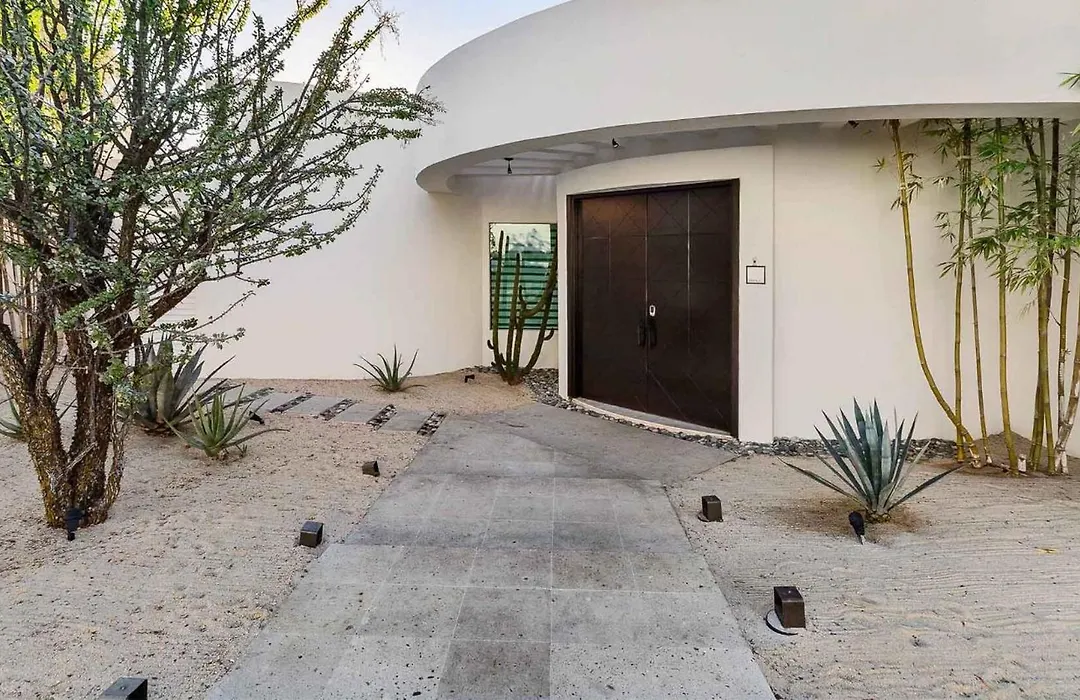 Beachfront Villa With Butler Service, San Jose Del Cabo-1