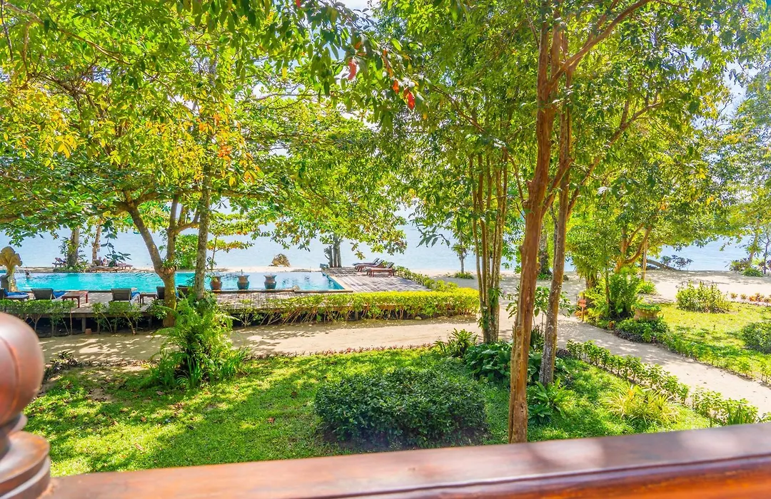 Chivapuri Beach Resort-1