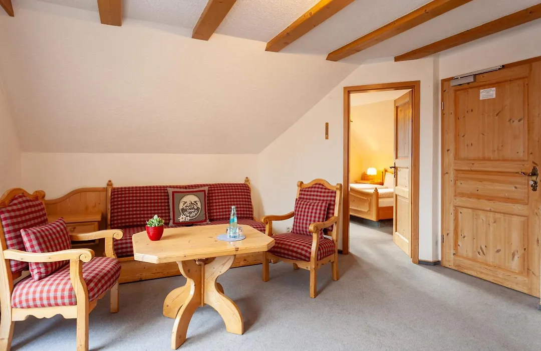 Hotel Sauerländer Hof-1