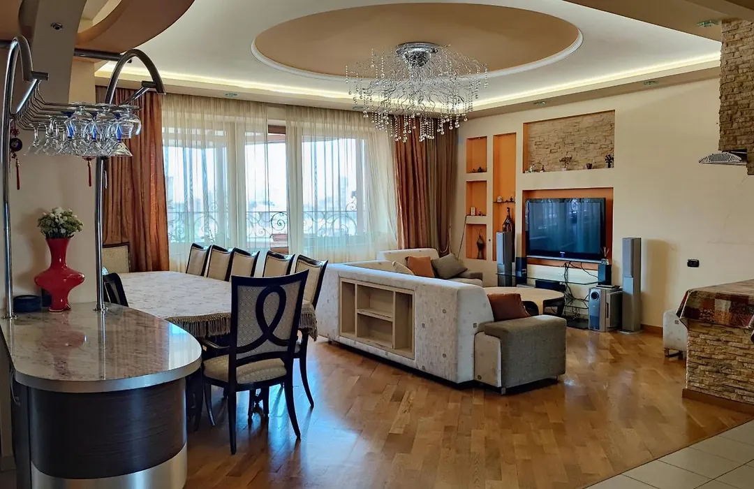 Luxury Apartment In The City Heart-1
