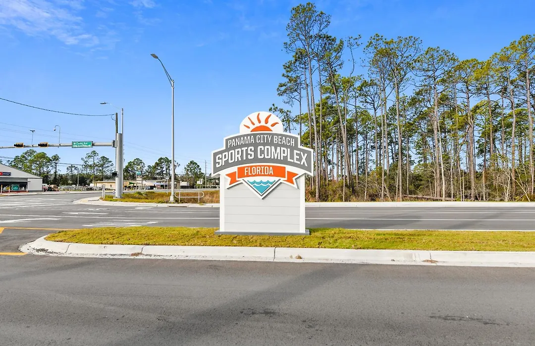 Long Beach Resort #1300-1 By Book That Condo-1