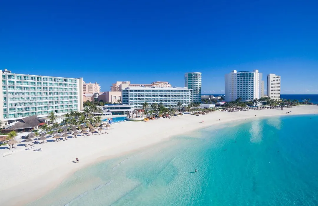 Krystal Cancun-1