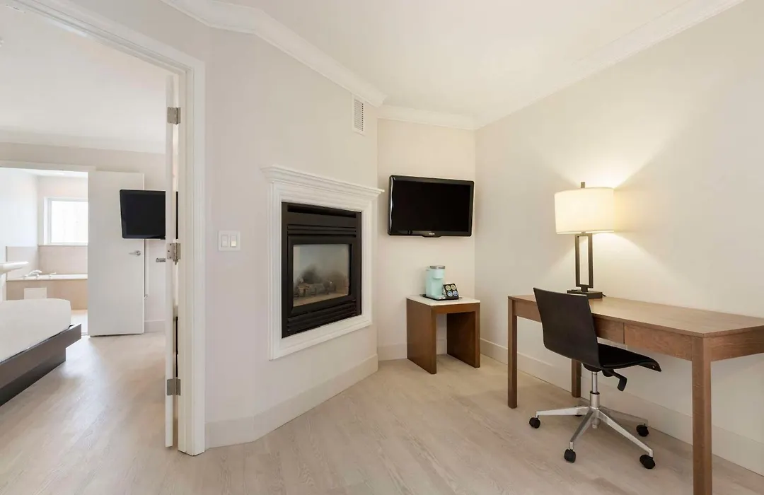 Best Western Plus All Suites Inn-1