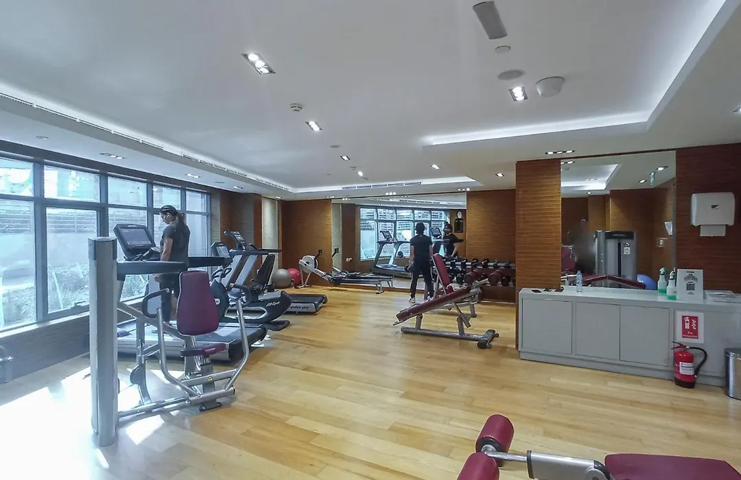 Stylish Stayz Beautiful Modern Apartment With Burj Khalifa Views-1