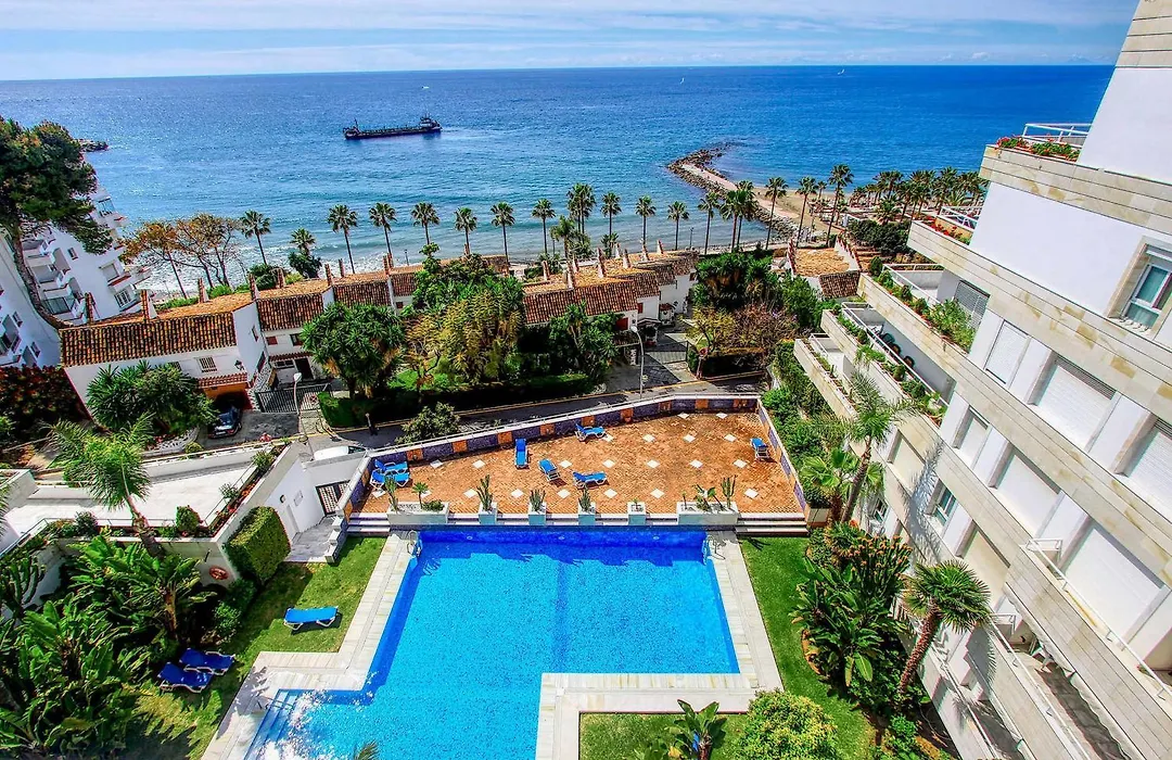 1149 Unique Beachfront Penthouse Marbella Center 400M2-1