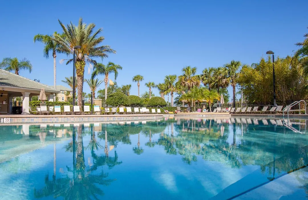 Beautiful Deluxe Condo, Vista Cay - 3023-1