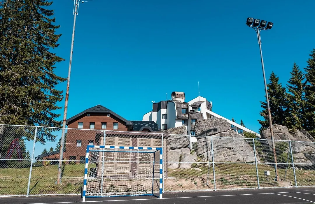 Hotel Putnik Kopaonik-1