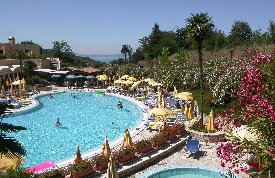 Le Torri Del Garda Familyspa Resort-1