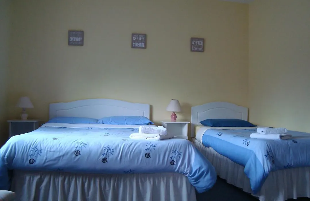 Hy Breasal B&B-1